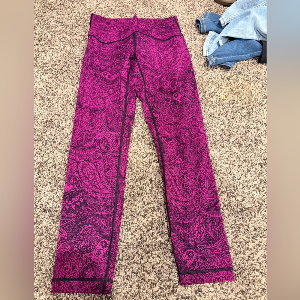 Lululemon Vibrant Magenta Paisley Leggings
